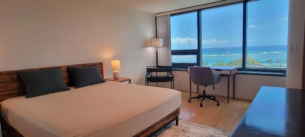 Moana Luxury Residence Honolulu Villa